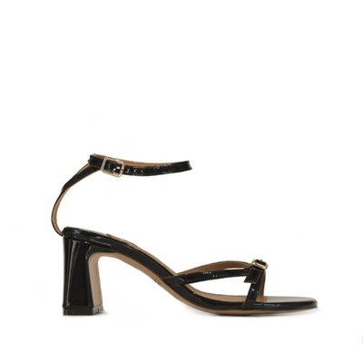 HEELS, 40