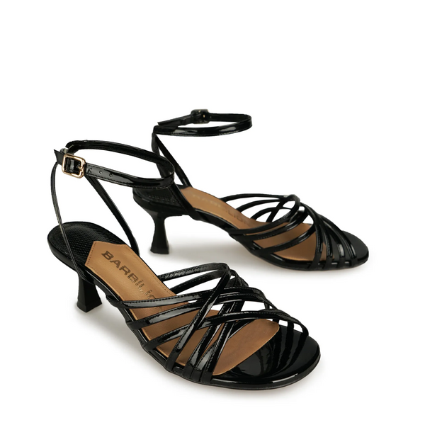 HEELS, 40