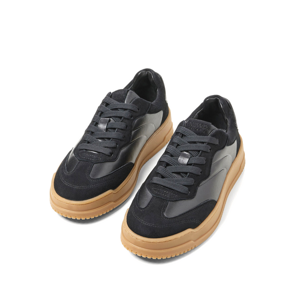 SNEAKERS, 36
